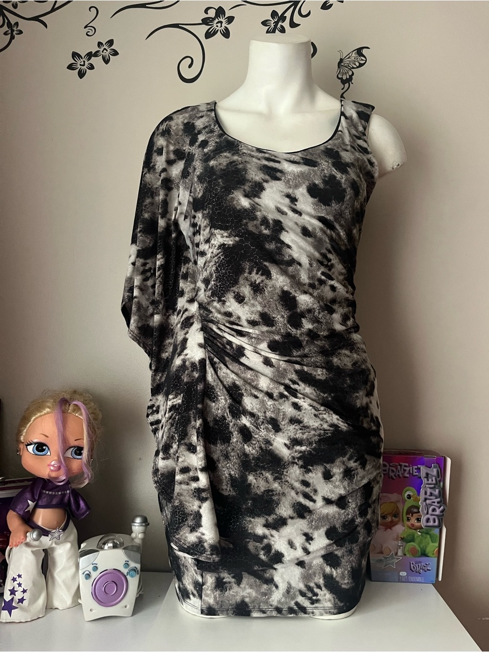 Colori Animal Print Mini Dress in Black & White